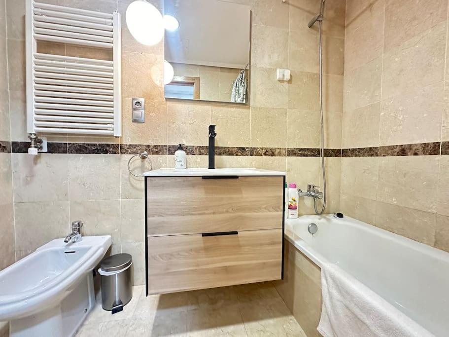 Ybh Suite Alameda Vigo Dış mekan fotoğraf